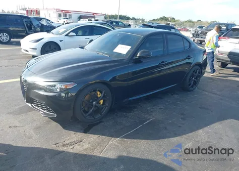 2020 Alfa Romeo Giulia Rwd из США, поврежденный, VIN ZARFAMAN2L7634985